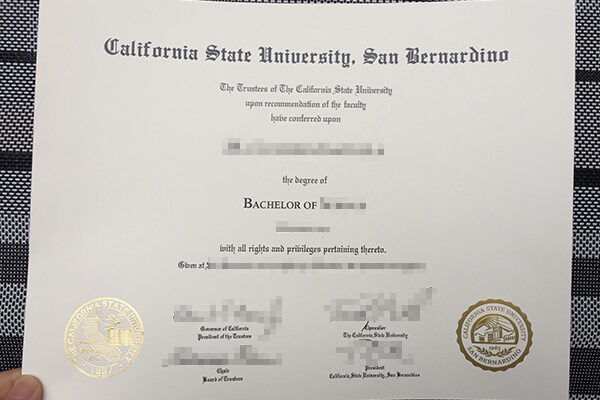 美国加州州立大学圣贝纳迪诺分校毕业证样本